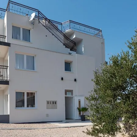 Apartment Dalmacjia *